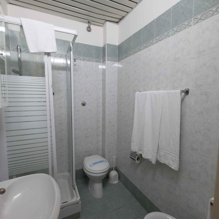 Hotel Anfiteatro Flavio - Camera Matrimoniale/Doppia con Letti Singoli - 5