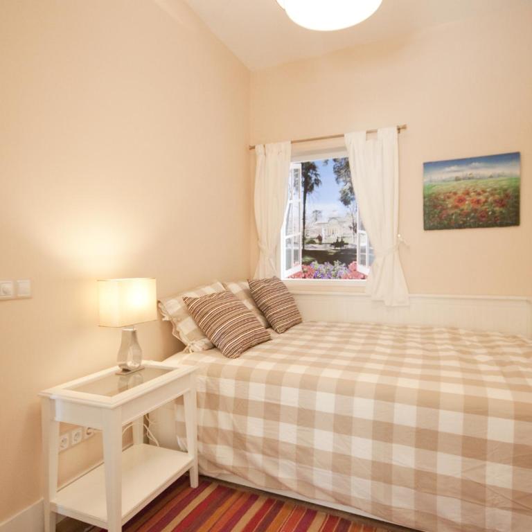 Acogedor callao! 2hab/wifi/ac - Two-Bedroom Apartment - 20