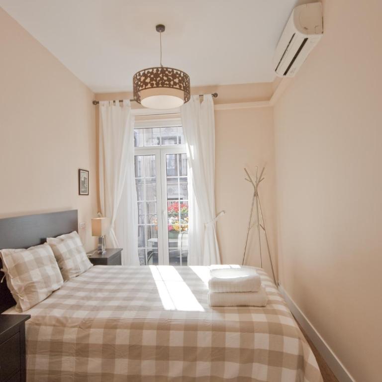 Acogedor callao! 2hab/wifi/ac - Two-Bedroom Apartment - 10