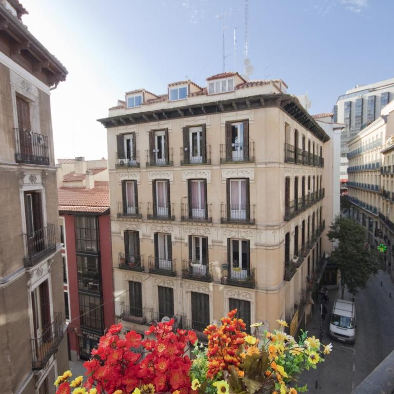 Acogedor callao! 2hab/wifi/ac - Two-Bedroom Apartment - 22