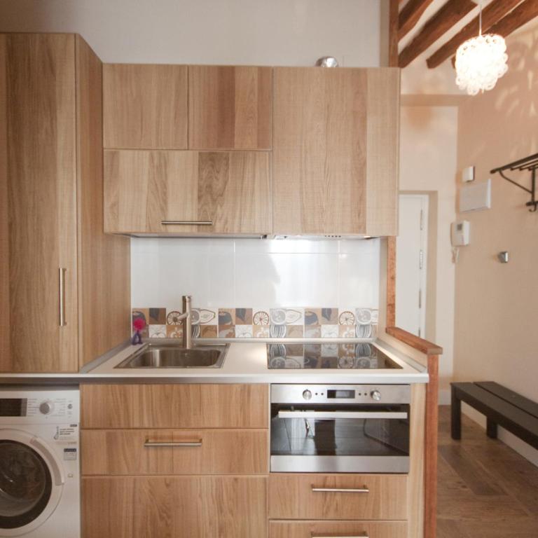 Acogedor callao! 2hab/wifi/ac - Two-Bedroom Apartment - 6