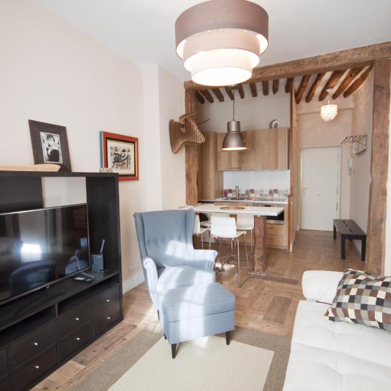 Acogedor callao! 2hab/wifi/ac - Two-Bedroom Apartment - 5