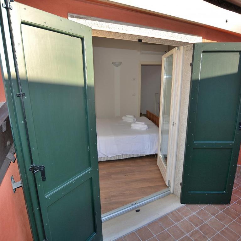 Apartment Del Pescatore - Three-Bedroom Apartment - 17