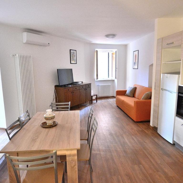 Apartment Del Pescatore - Three-Bedroom Apartment - 8