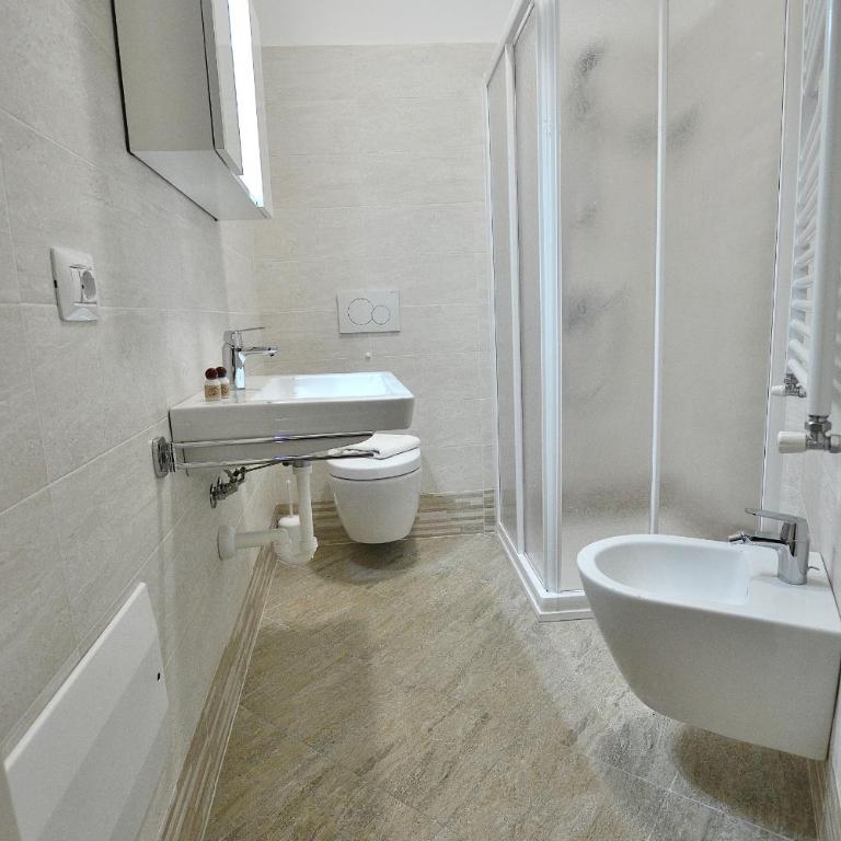 Apartment Del Pescatore - Three-Bedroom Apartment - 12