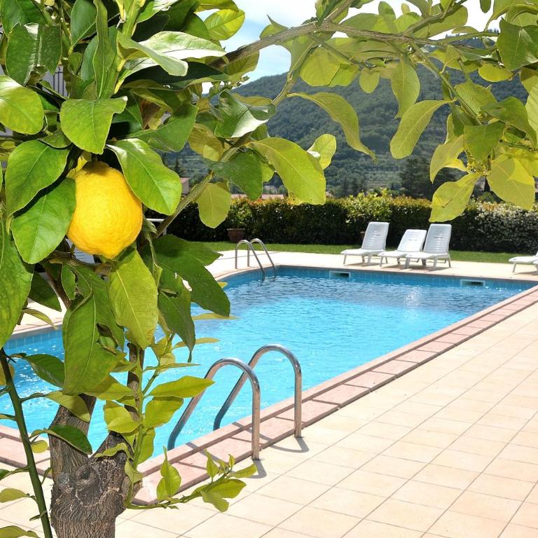 Cà Gardesana With Pool - Casa Vacanze - 26