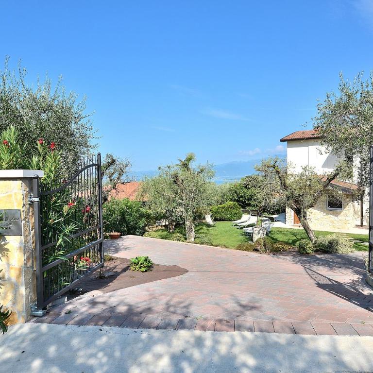 Villa Lisi With Pool - Villa con 4 Camere da Letto e Giardino Privato. - 2