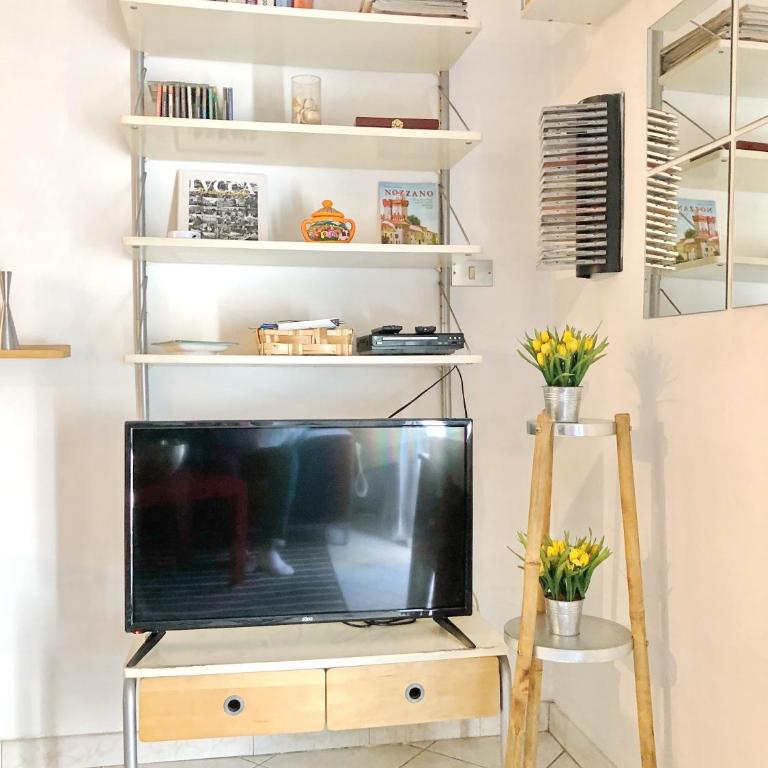 Apartment With Garden - Appartamento con 2 Camere da Letto - 10