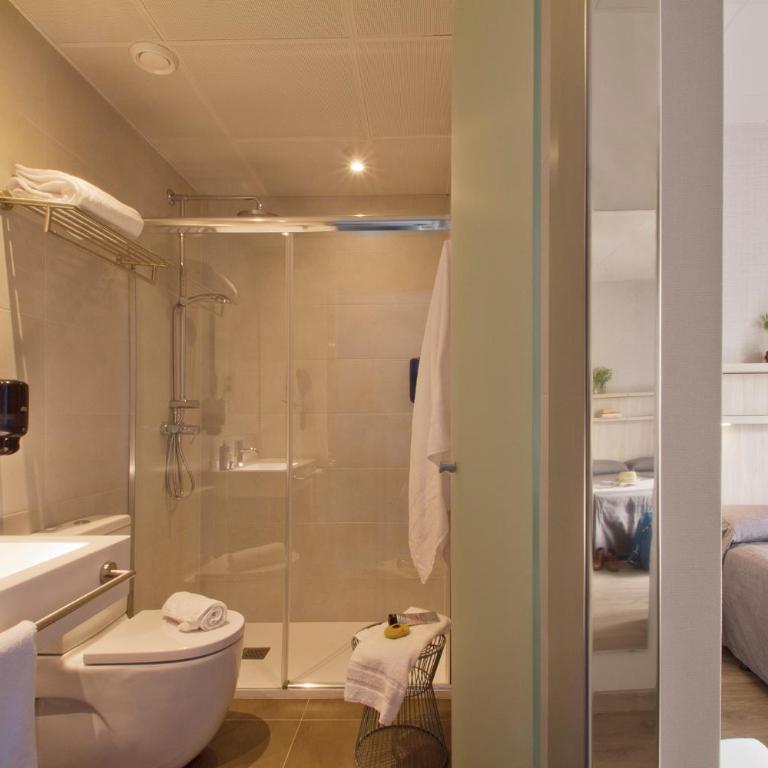 Hostal Benidorm - Double or Twin Room with View - 5