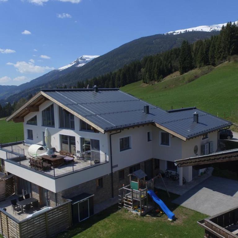 Bergerhof Alpin Lodge - Apartment mit 2 Schlafzimmmern und eigenem Pool - 2