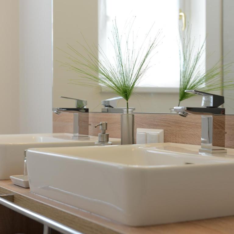 Lust und Laune Hotel am Wörthersee - Suite mit Seeblick - 1