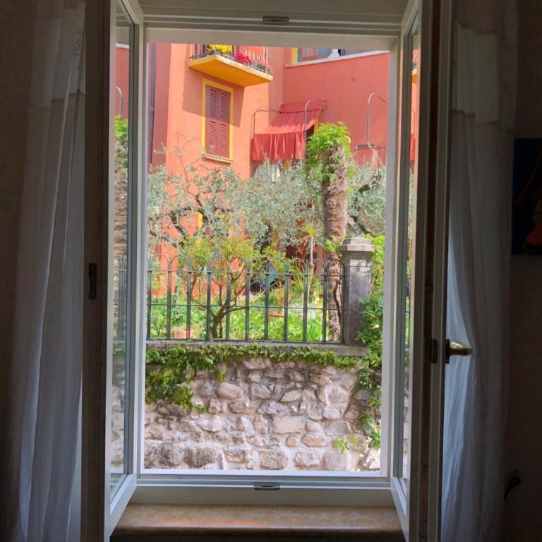 Locanda Agli Angeli - Camera Matrimoniale Deluxe con Vista Giardino - 5