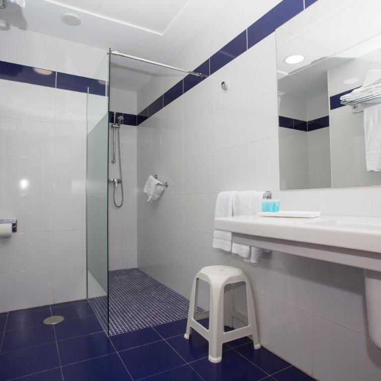 Hotel Voramar - Habitación Doble Estándar - 1 o 2 camas - 3