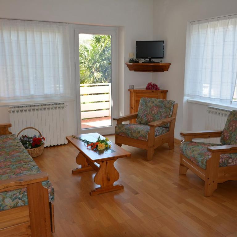 Casa Bellavista 1 - Appartamento con 3 Camere da Letto e Giardino Privato - 7