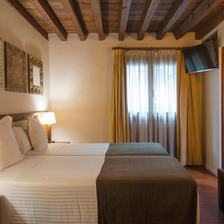 Abad Toledo - Habitación Individual - 9