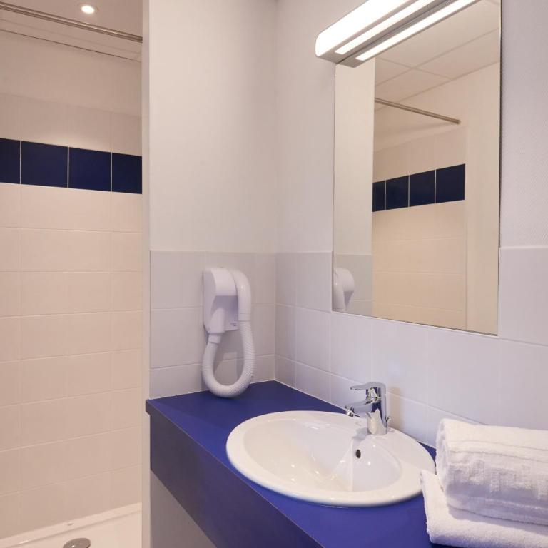 Hotel Le Petit Duquesne - Chambre Double - 5