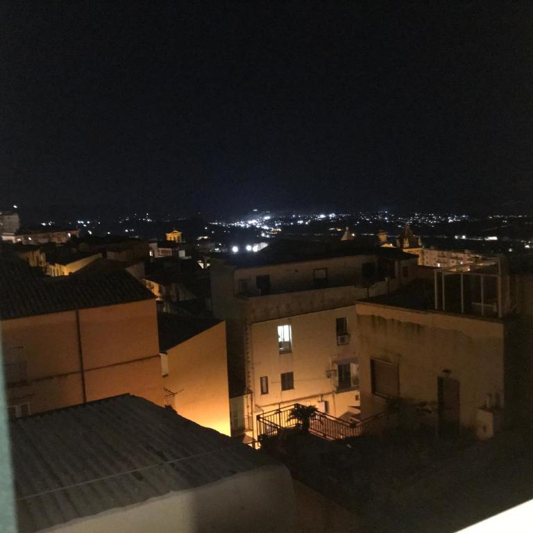 B&B Batarà - "La Terrazza del Centro" - Camera Matrimoniale con Terrazza - 31