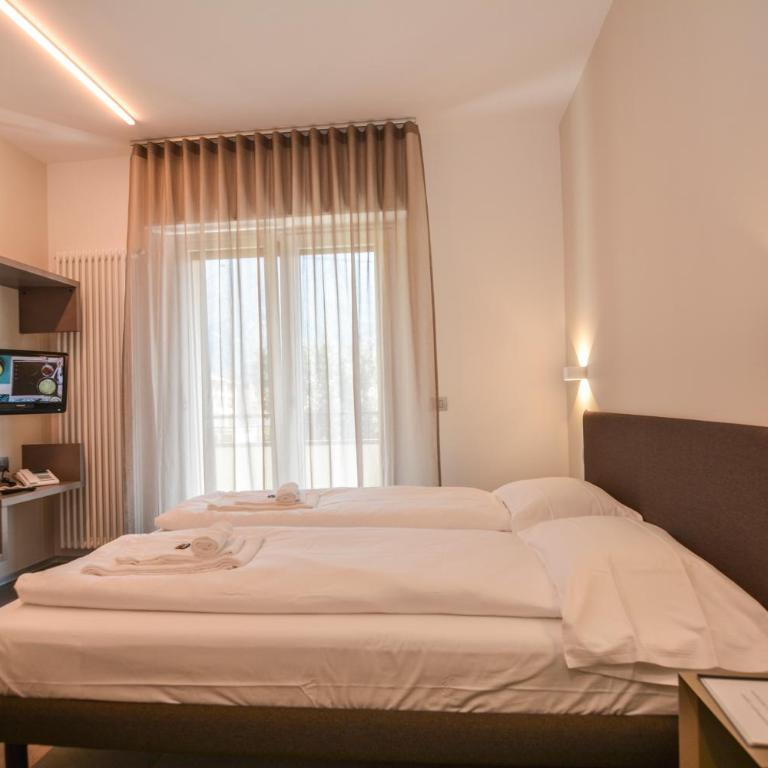 Active Living Residence - Self Check-In - Piccolo Monolocale Deluxe con Vista Castello - 5