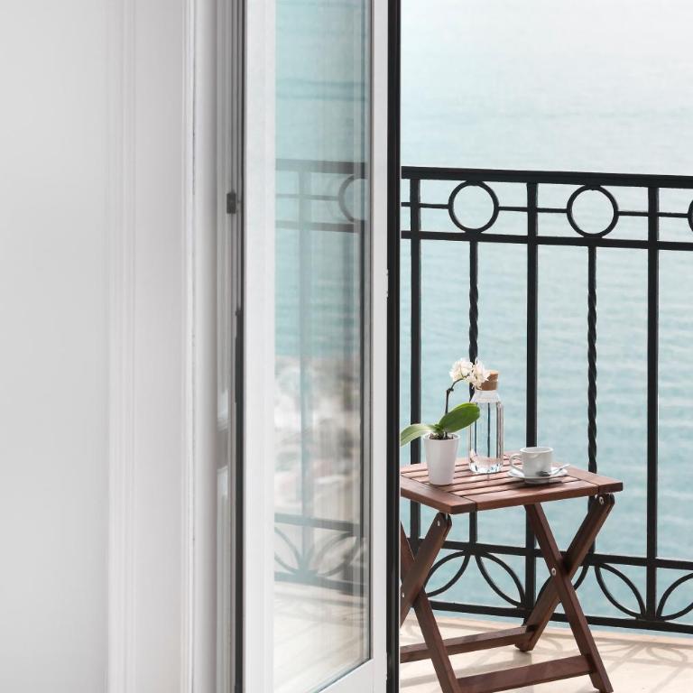 Lux - Double Room with Balcony and Sea View - 7