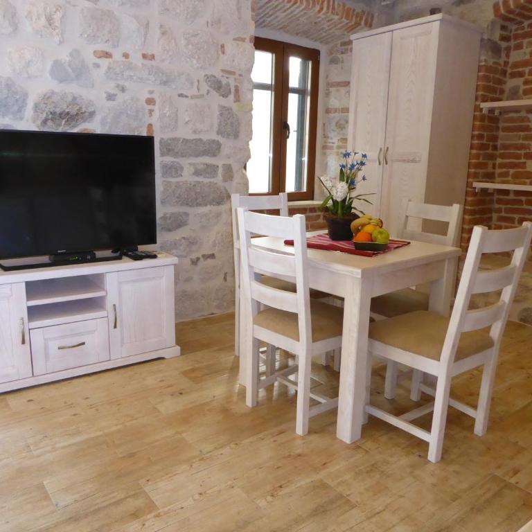 Apartments Đukić - Superior Quadruple Room - 11