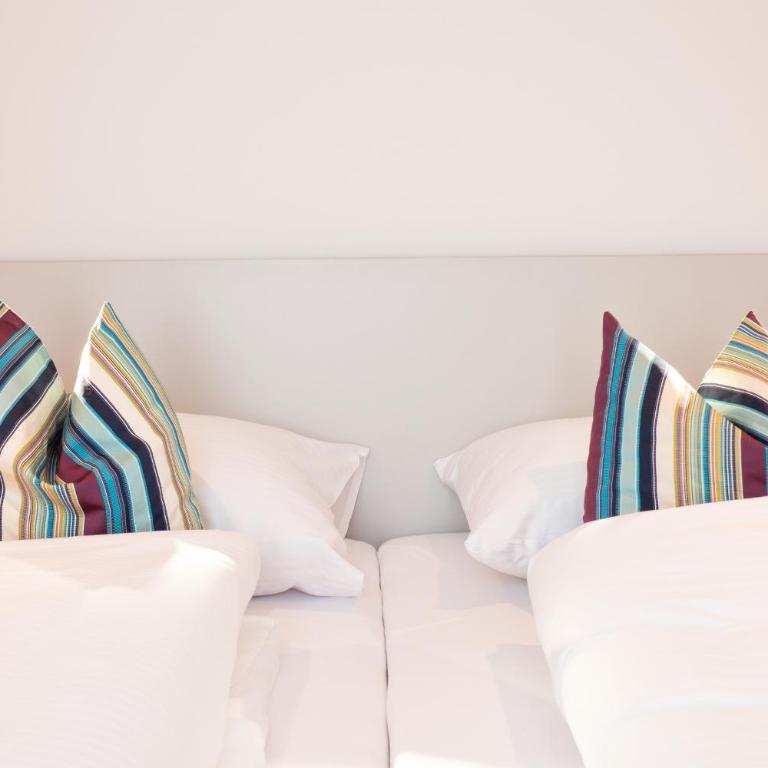 Freches Wohnen - Two-Bedroom Apartment - 16