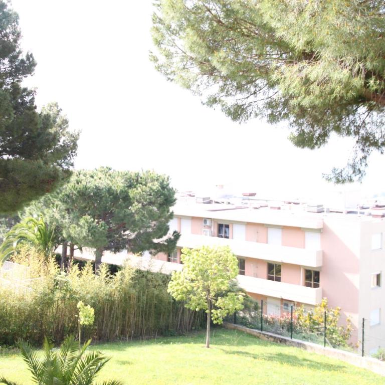 Oasis Méditerranéen Piscine & Parking Calme absolu - Studio - 36