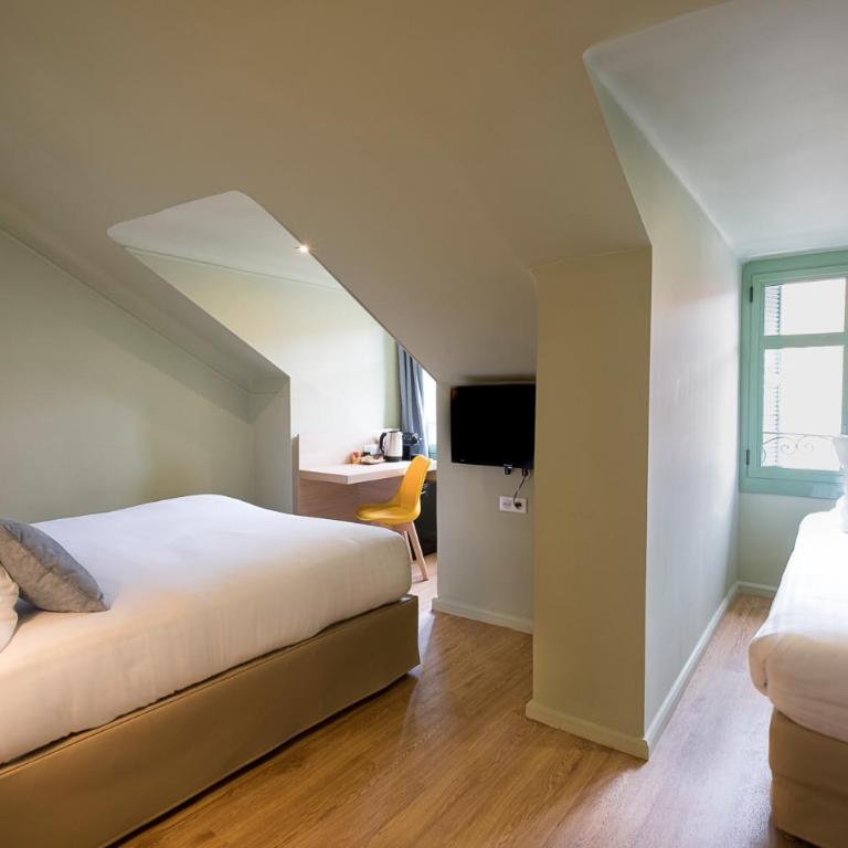 Hôtel Du Centre, un hôtel AMMI - Suite Junior con vistas a Notre Dame - 13