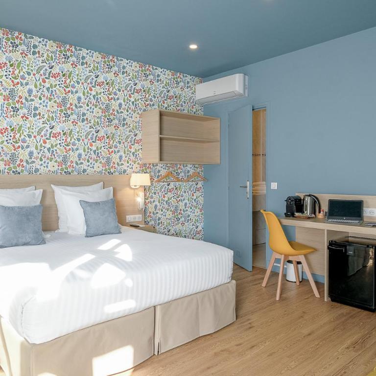 Hôtel Du Centre, un hôtel AMMI - Suite Junior con balcón y vistas a Notre Dame - 4
