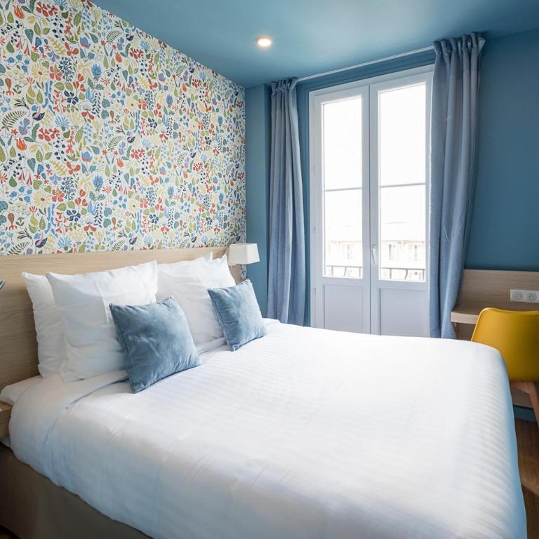 Hôtel Du Centre, un hôtel AMMI - Small Economic Double Room 9m² - Courtyard View - 3