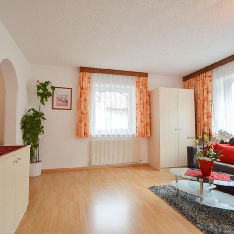 Apart Anna - Apartment mit 1 Schlafzimmer und Balkon - 10