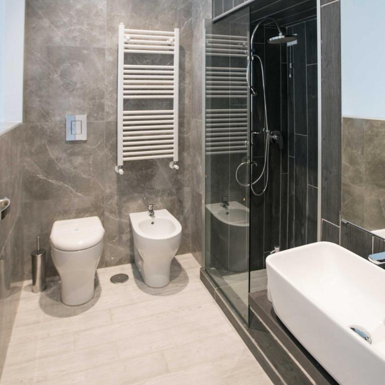 ESPOSITO PLAZA- ROOMS & SUITE - Camera Matrimoniale - 13