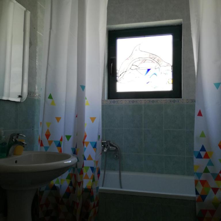 Djukanovic Apartments - Two-Bedroom Apartment with Balcony and Terrace - 17