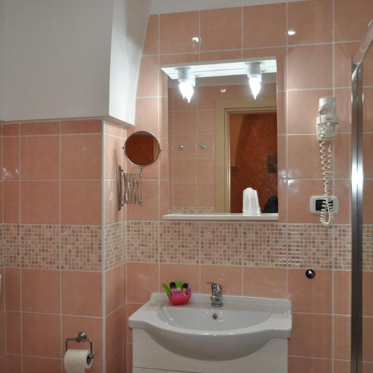 7 Contrade - Camera Tripla con Bagno Privato - 47