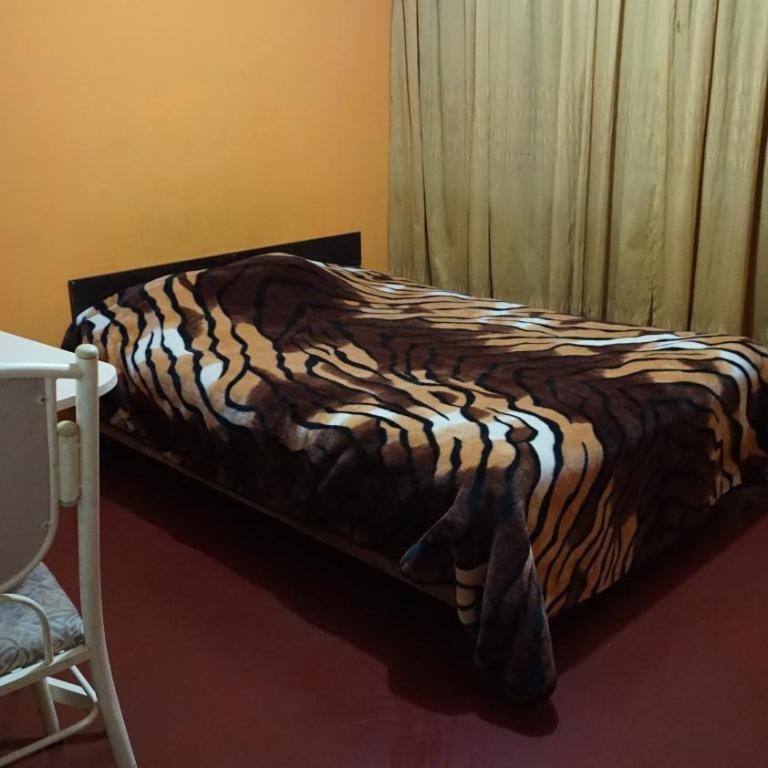 Tour Hostal Wanka - Habitación Doble con baño privado - 8