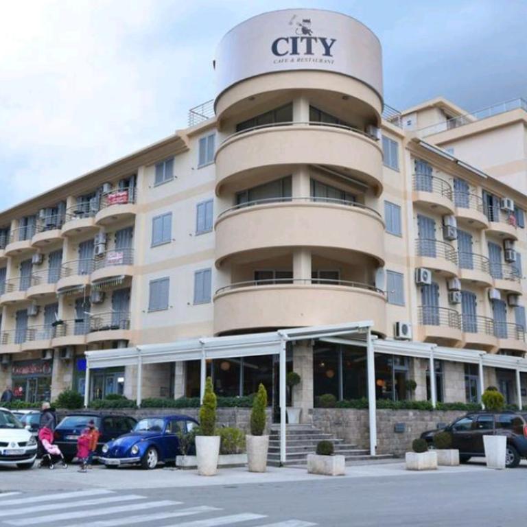 White Bear Budva - Apartman - 30