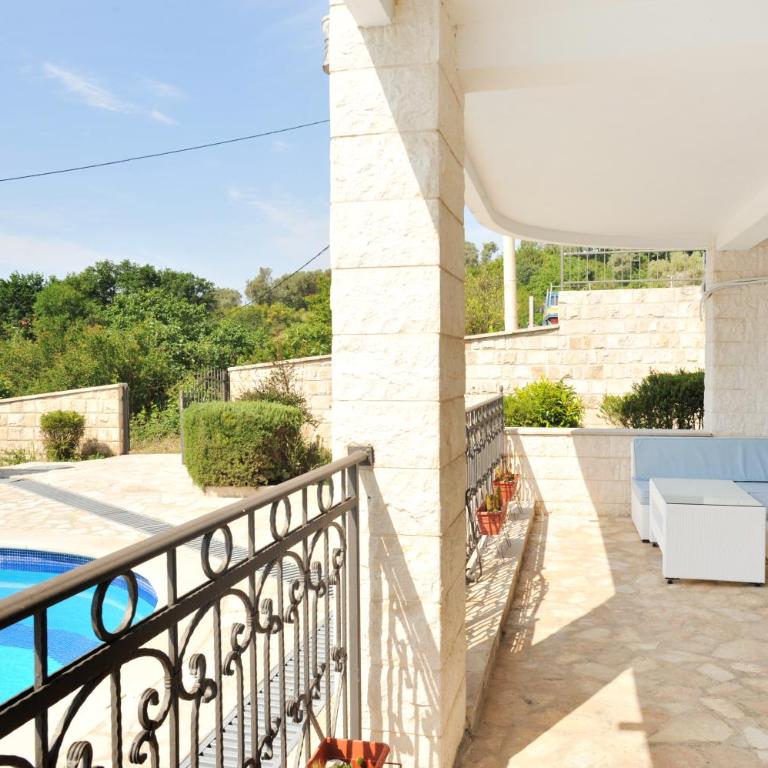 Apartman ANNA Đenovići - Apartment - 26