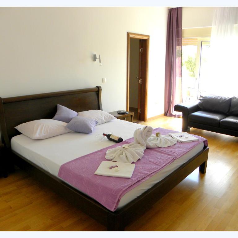 Guesthouse Maslina - Deluks Dvokrevetna Soba sa Bračnim Krevetom - 2
