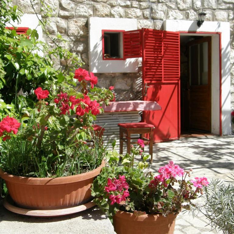 Stone House in Buljarica - Two-Bedroom House - 4