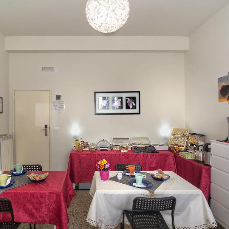 Aliante Turist House - Camera Quadrupla con Bagno Privato Esterno - 5