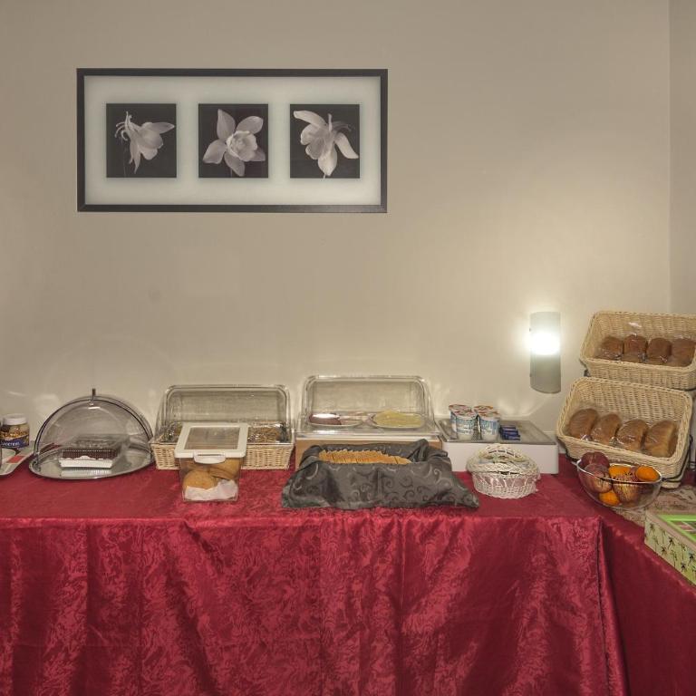 Aliante Turist House - Camera Quadrupla con Bagno Privato Esterno - 9