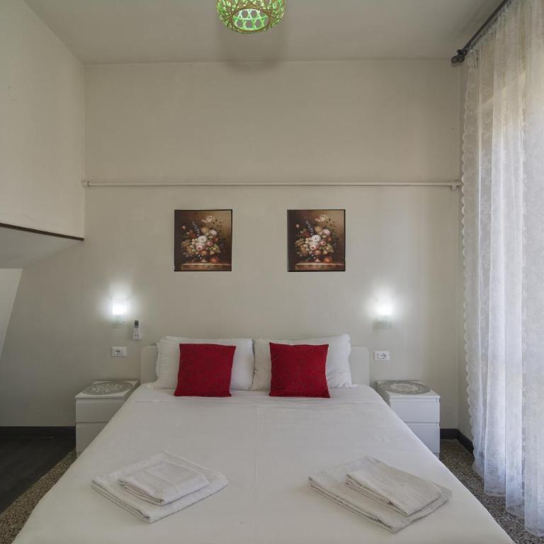Aliante Turist House - Camera Matrimoniale con Bagno Privato - 13