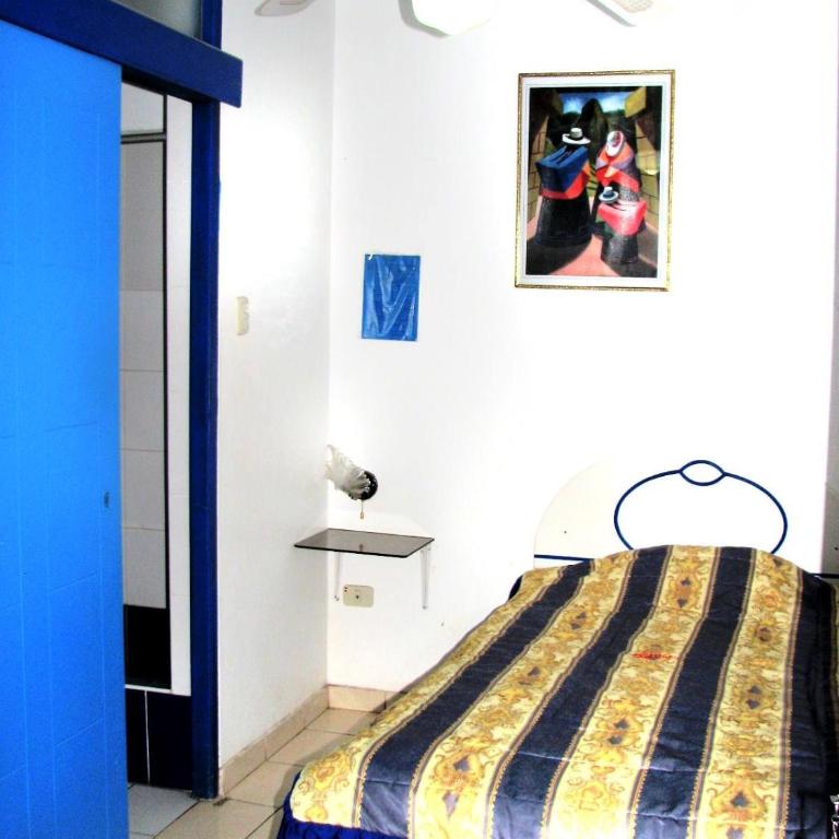 Hospedaje Harjeny - Single Room with Private Bathroom - 4