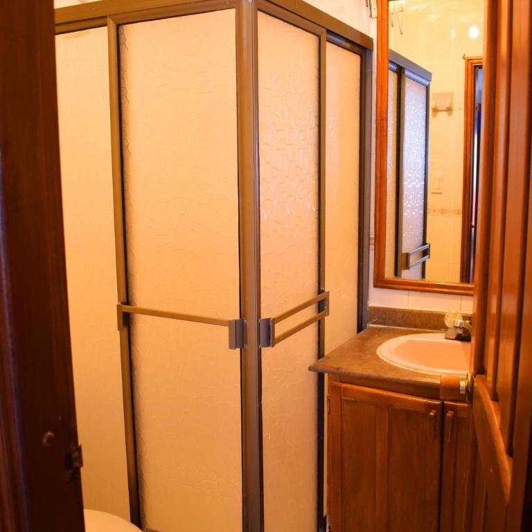 APARTAMENTO EDIFICIO LOS LAURELES - Apartamento - 7