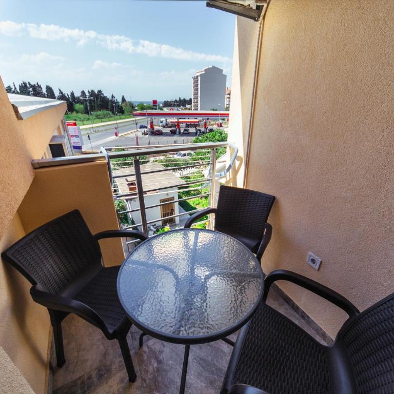 Villa Jadran Apartments - One-Bedroom Apartment with Street View (4 Adults) - 2