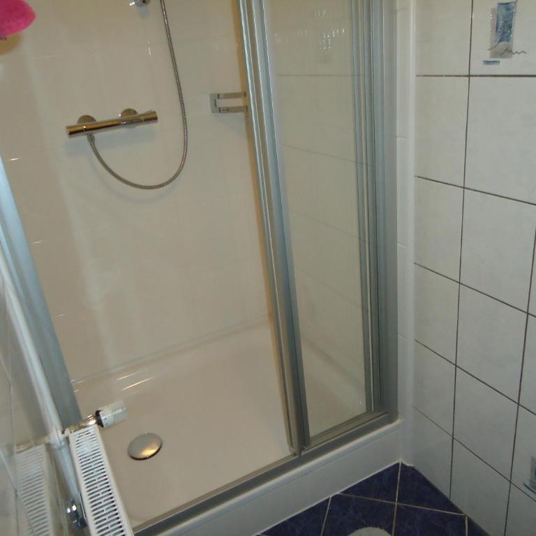 Pension-Greimelbacherhof - Familienzimmer (2 Erwachsene + 2 Kinder) mit Balkon - 7