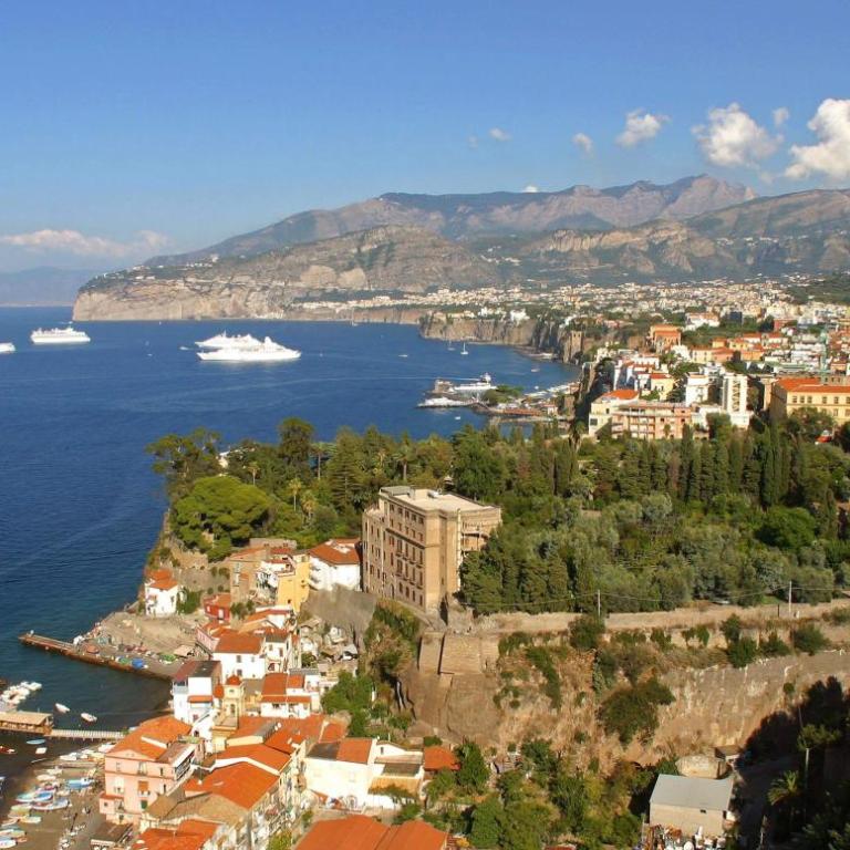 Suite Home Sorrento - Casa Vacanze - 25
