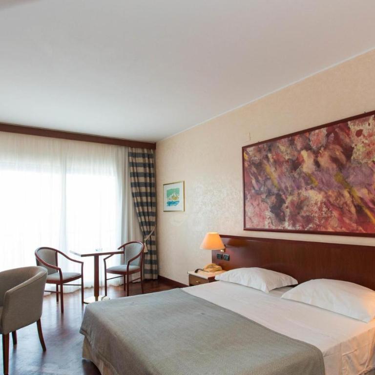 Splendid Hotel La Torre - Standard Double or Twin Room - 1
