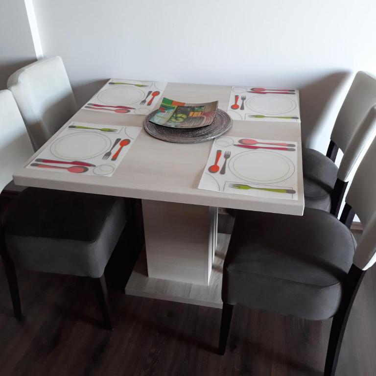 Shining Apartment Milmari M11 - Apartment - 18
