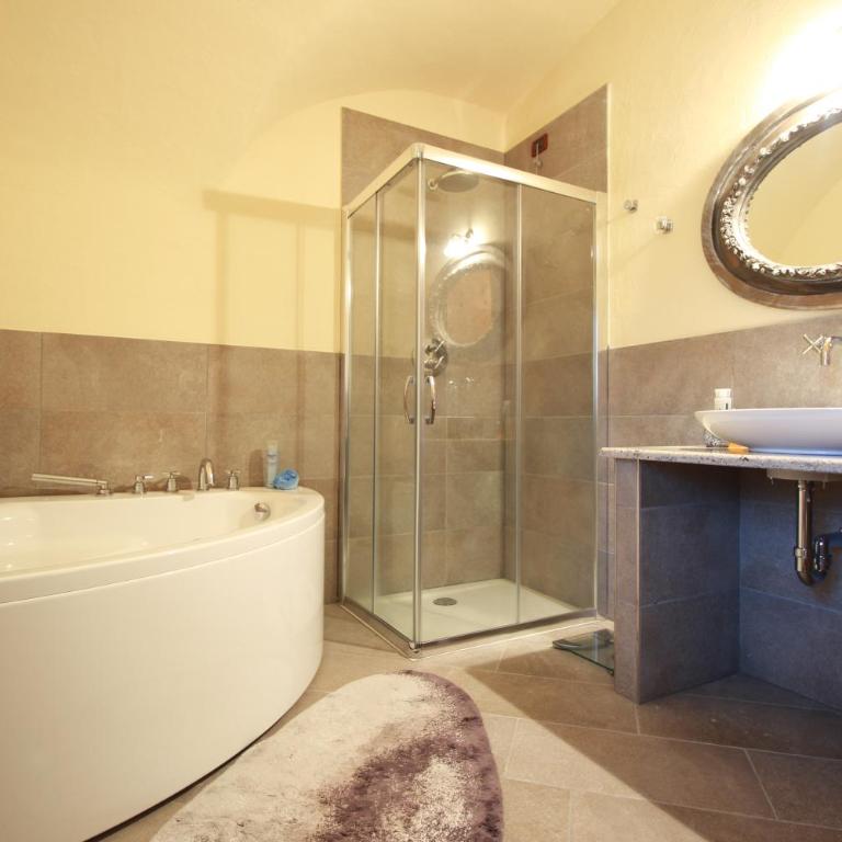 Maso Valfloriana - Zimmer mit Kingsize-Bett und Whirlpool - 5