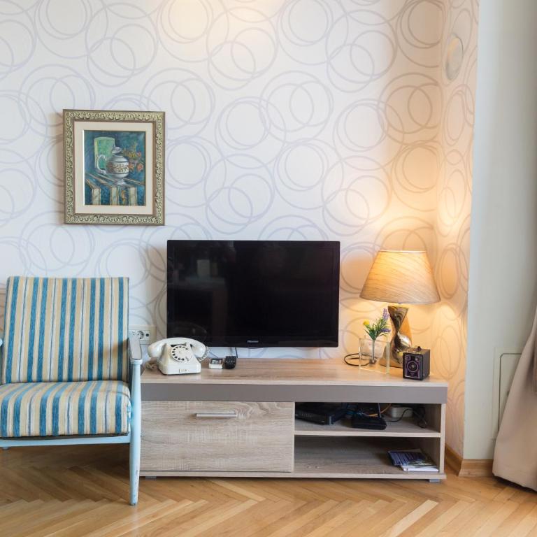 Apartments Inspiration - One-Bedroom Apartment with Balcony and Sea View - 6
